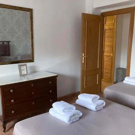 Apartment Luninoso Y Practico En El Centro Con Amplio Parking Incluido *